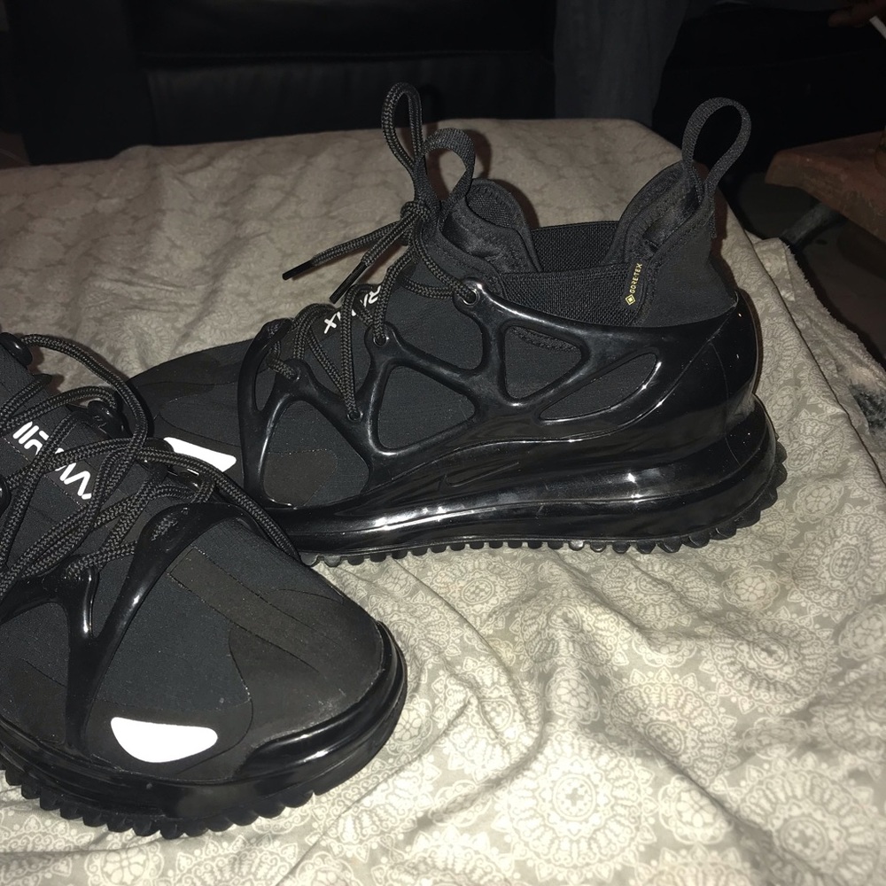 Nike Air Max Gore•Tex 720 - Picture 3 of 7